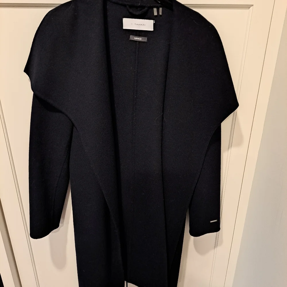 Coat - Picture 2 of 4